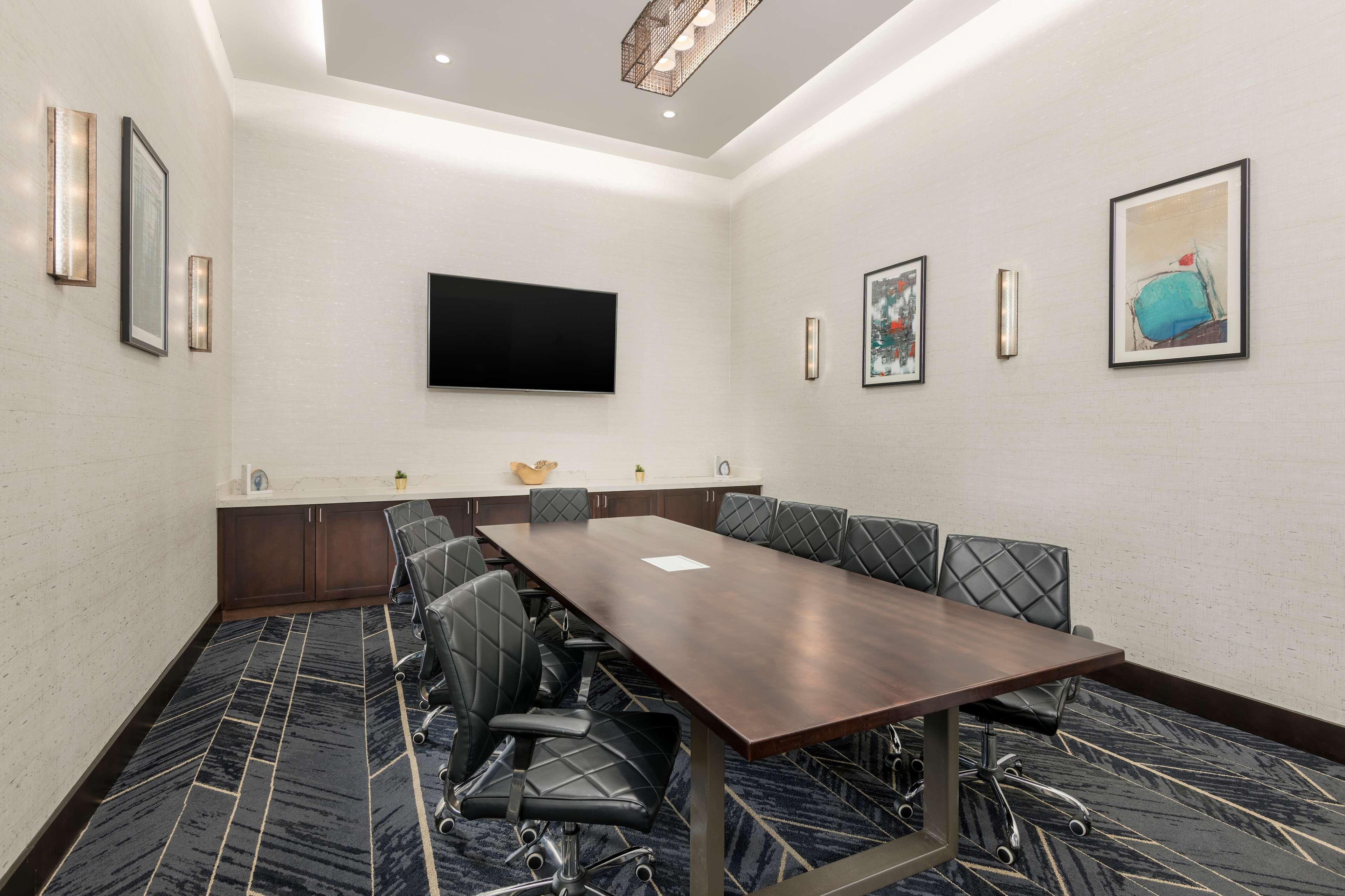 Hyatt Place Greenville Downtown Екстериор снимка
