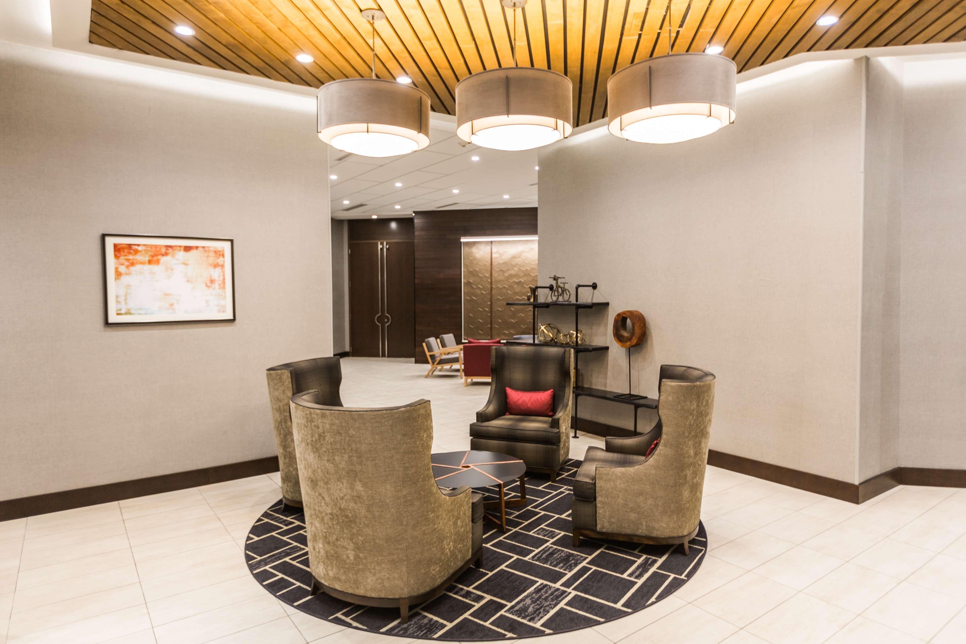 Hyatt Place Greenville Downtown Екстериор снимка
