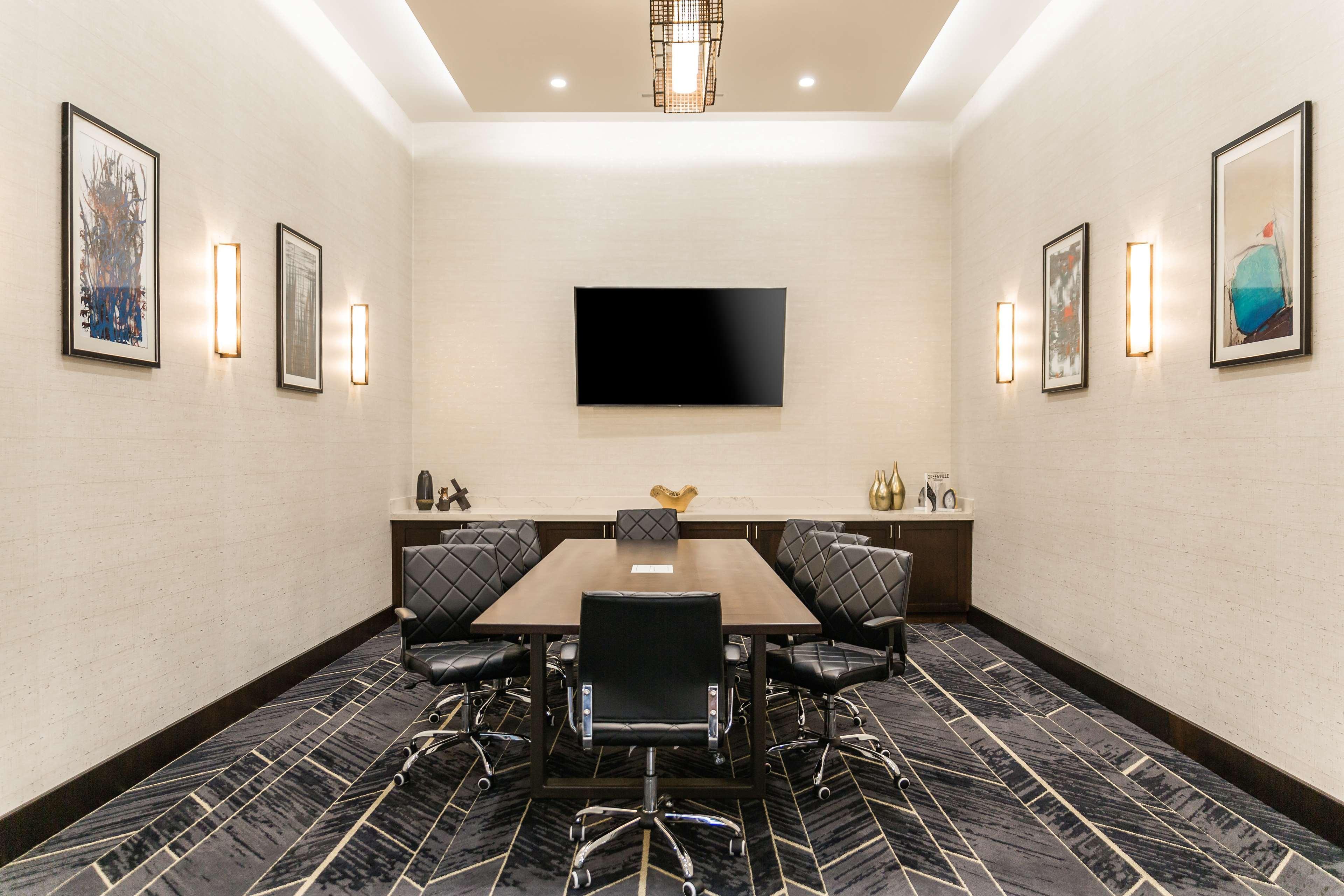 Hyatt Place Greenville Downtown Екстериор снимка