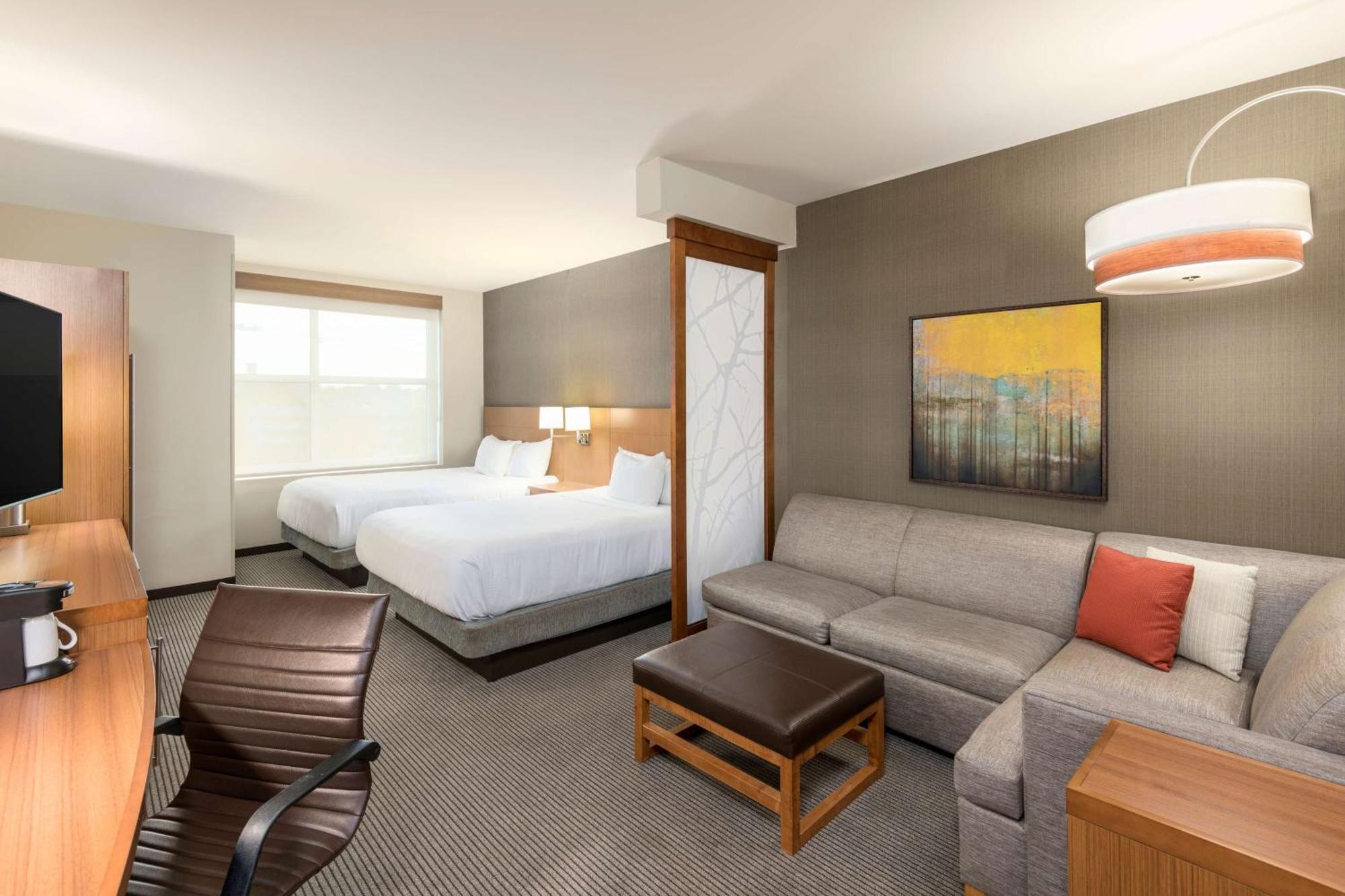 Hyatt Place Greenville Downtown Екстериор снимка